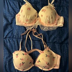 SHEIN Floral Embroidered Bra Set in Cream and Pink